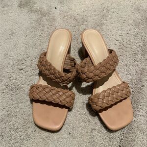 Amazon Essentials Braided Brown Heels